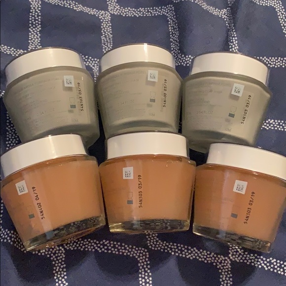 SIX OUTDATED Vichy Face Masks. 2.54oz each. - Picture 2 of 5